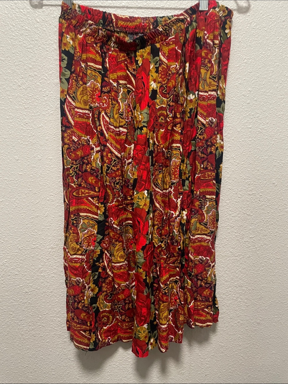 Vintage Matthew & David 2pc Knit Cardigan & Matching Floral Pleated Skirt Set - Picture 10 of 10